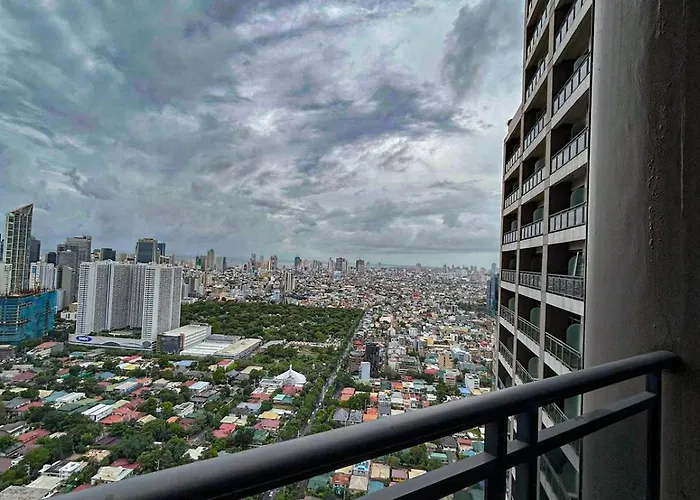 Sunset With View, Big Balcony, Gym, Fast Wifi, Netflix *